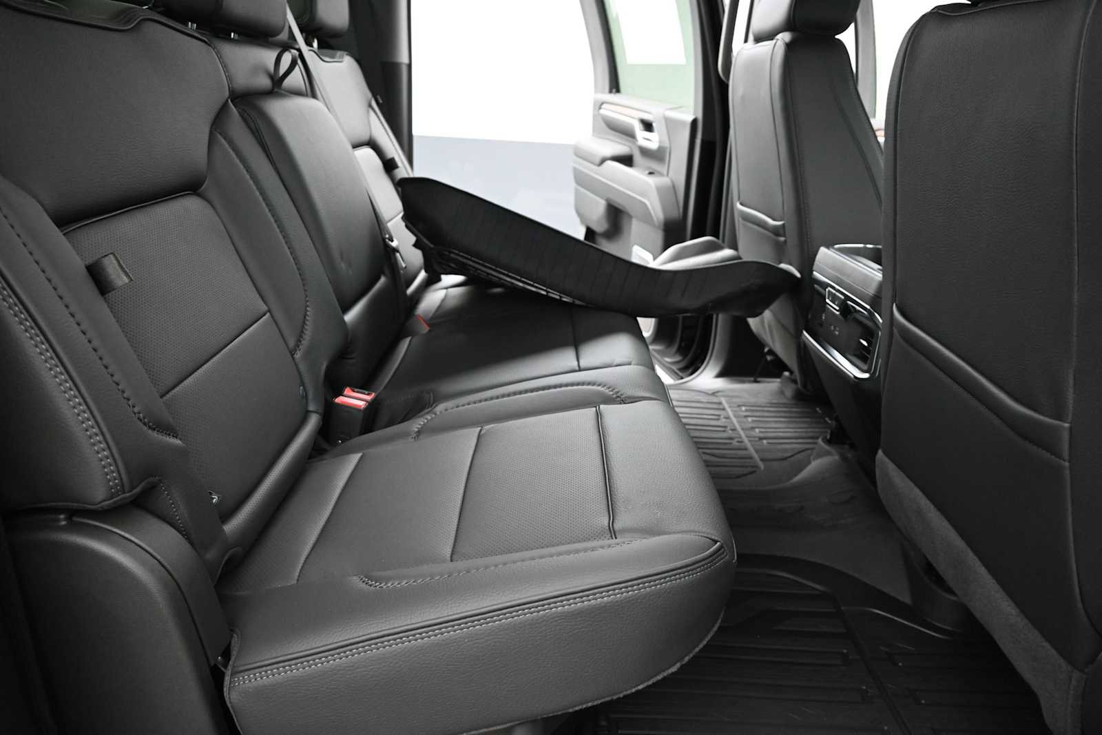 New 2026 GMC Sierra 2500 Denali w/ Denali Reserve Package AWD/4WD image 24