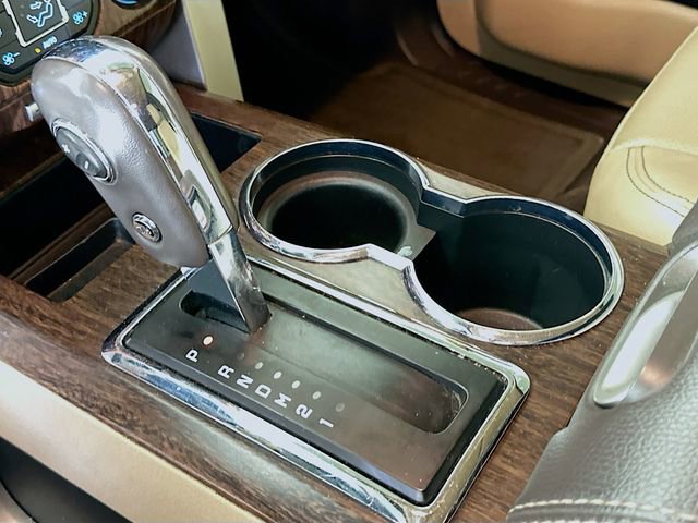 Used 2013 Ford F150 Lariat w/ Luxury Equipment Group image 19