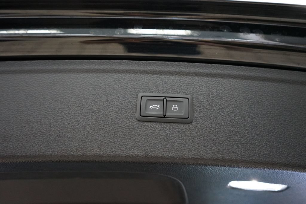 Used 2023 Audi Q5 2.0T Premium AWD/4WD image 53