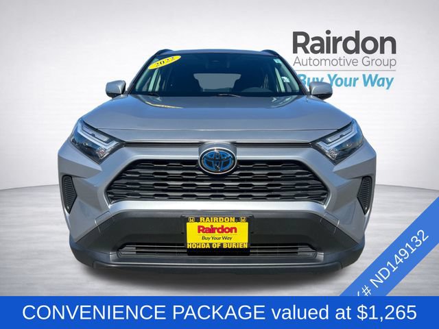 Used 2022 Toyota RAV4 XLE w/ Convenience Package AWD/4WD image 2