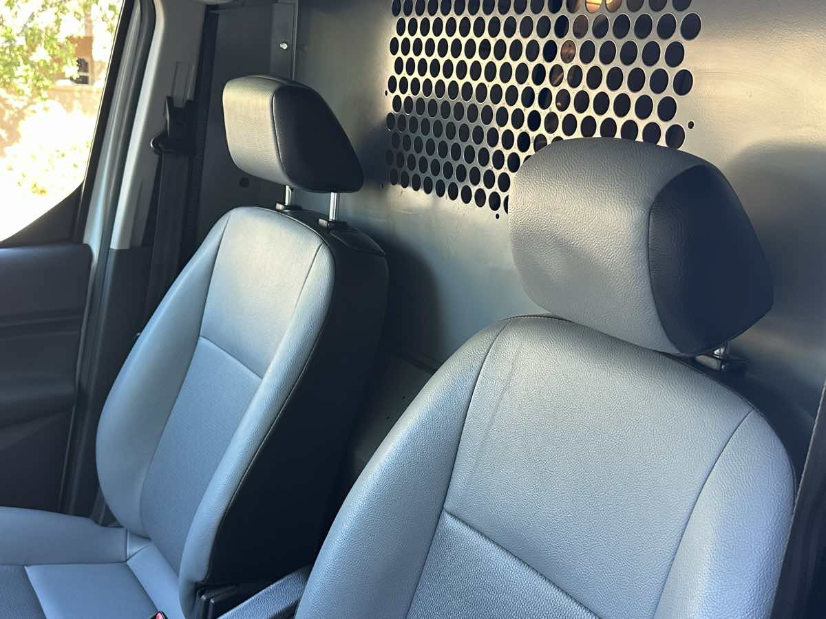 Used 2018 Ford Transit Connect XL FWD image 24