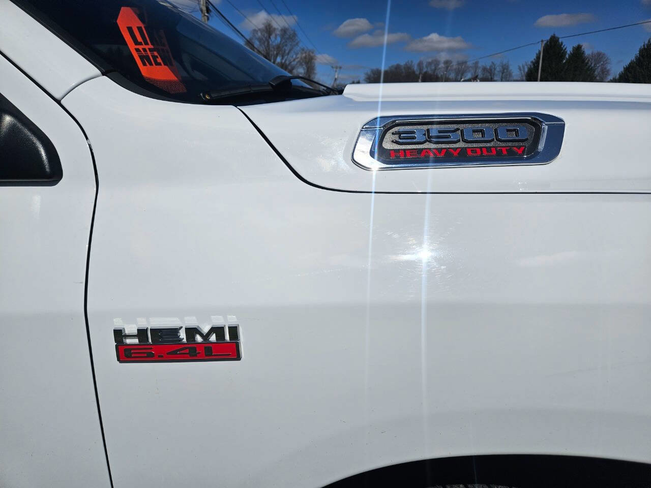 Used 2021 RAM 3500 Tradesman w/ Chrome Appearance Group image 9