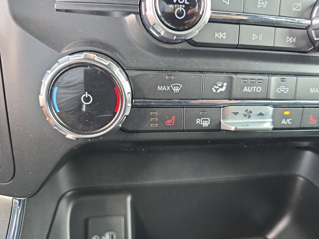 Used 2022 Ford F150 XLT w/ Equipment Group 302A High RWD image 19