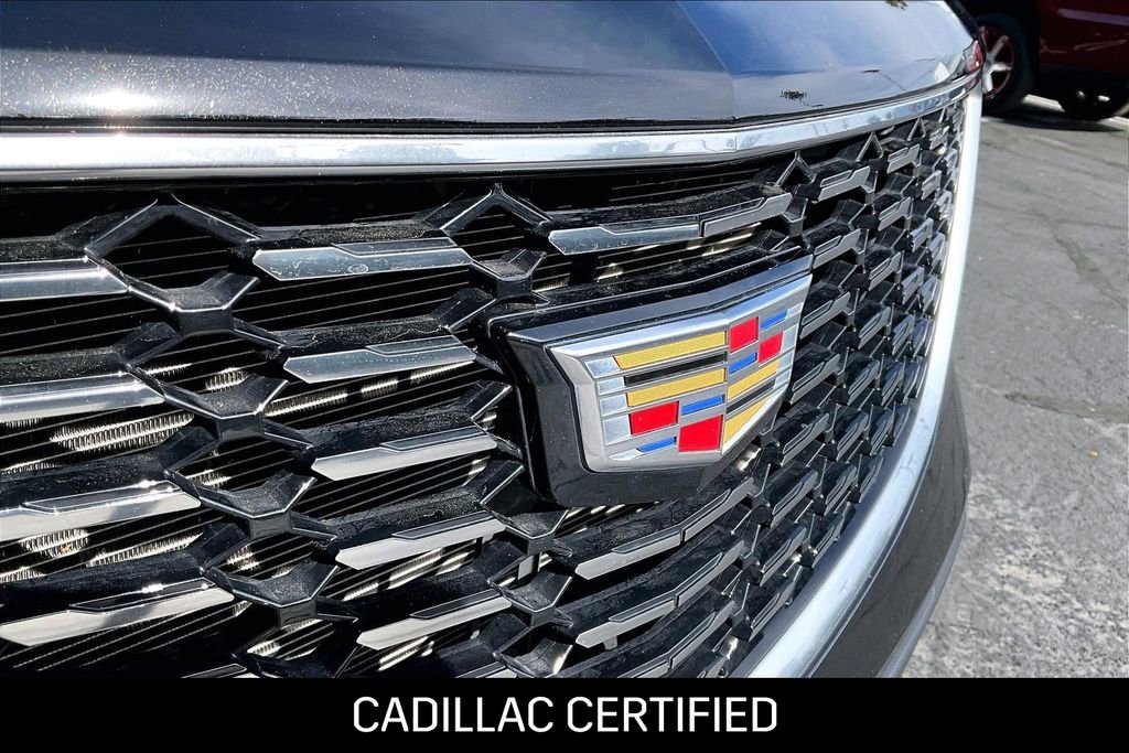 Certified 2023 Cadillac XT4 Luxury w/ Cold Weather Package image 29