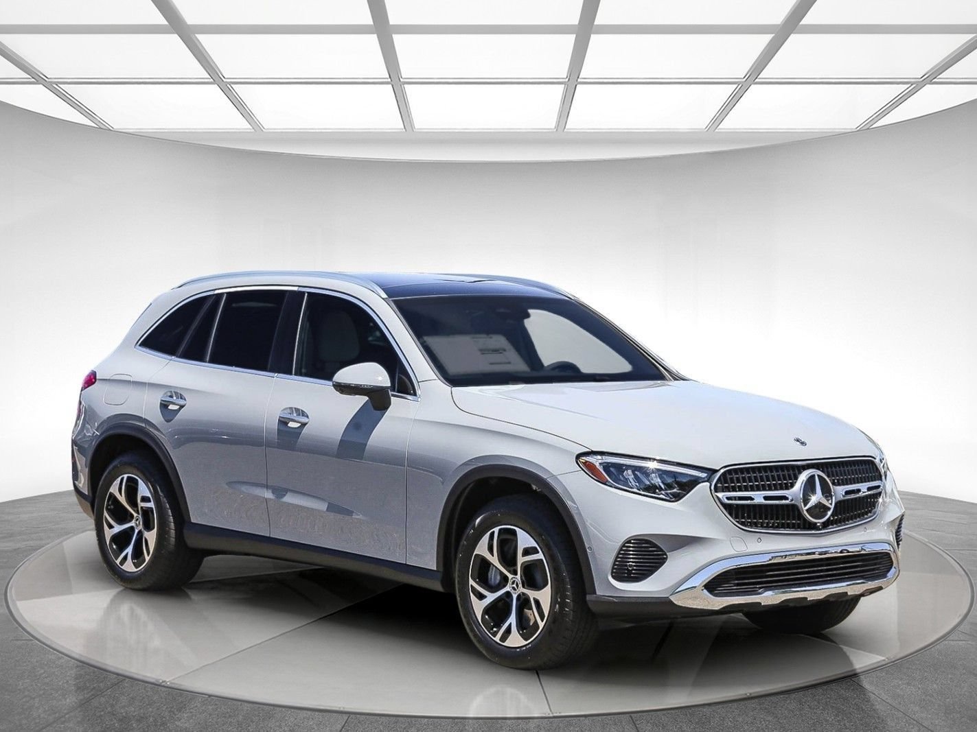 New 2026 Mercedes-Benz GLC 350e 4MATIC image 5