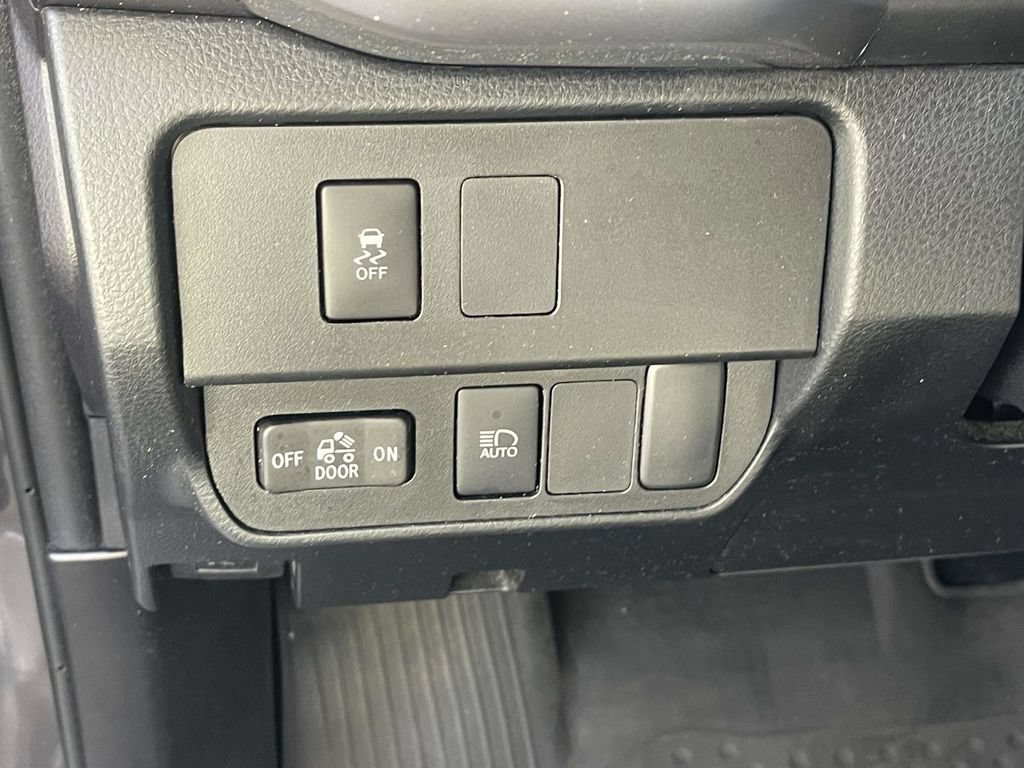 Used 2023 Toyota Tacoma SR5 RWD image 20