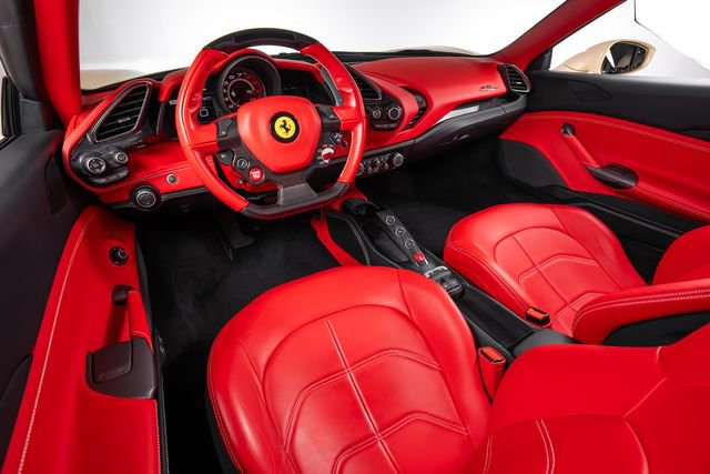 Used 2018 Ferrari 488 Spider RWD image 27