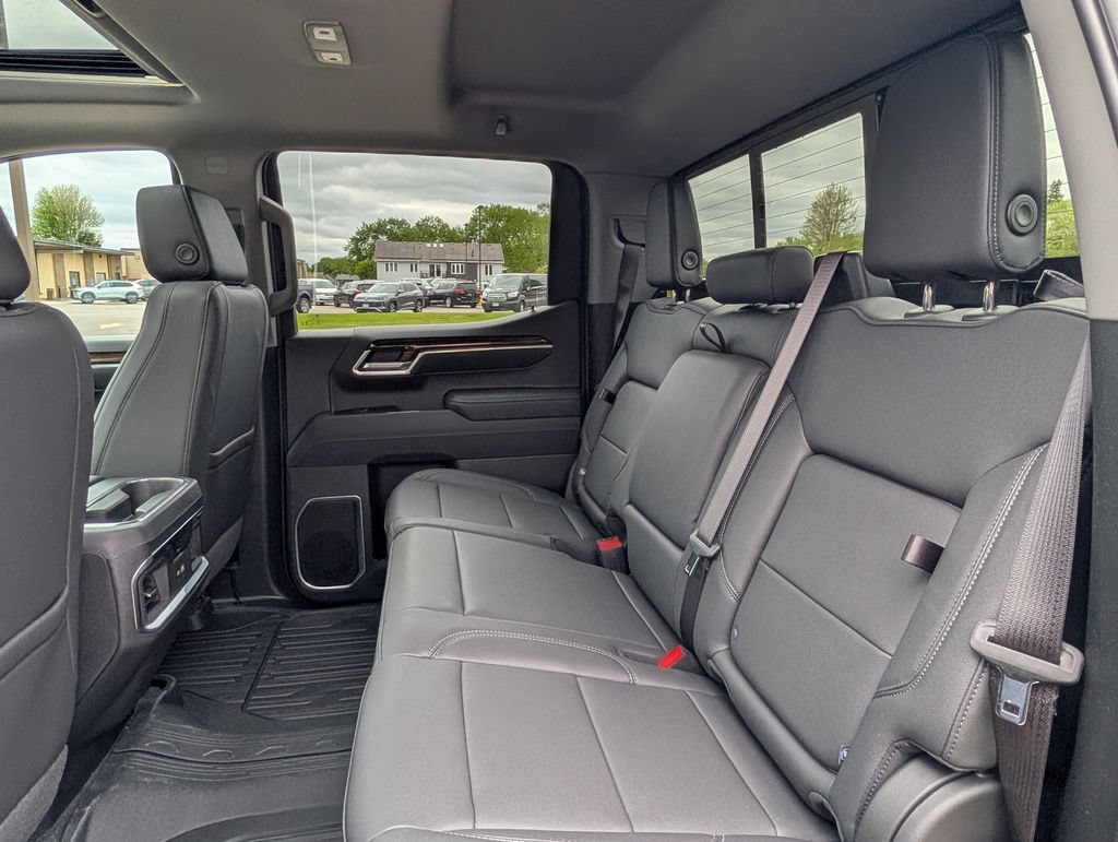 New 2026 GMC Sierra 1500 Elevation w/ Elevation Premium Package AWD/4WD image 33