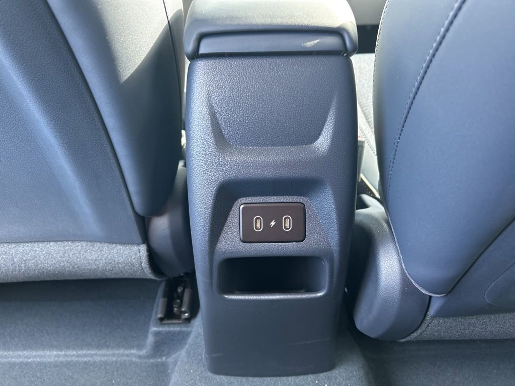 Used 2026 Hyundai Venue SEL image 23