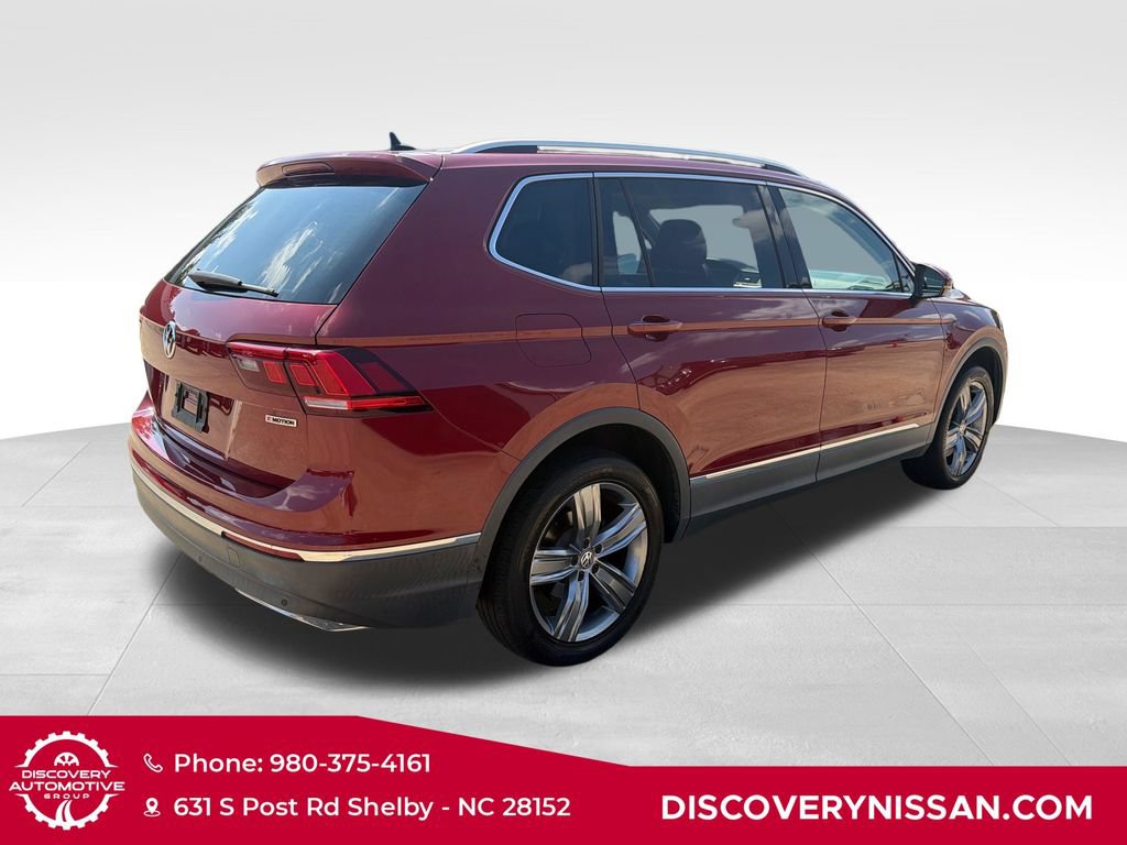 Used 2020 Volkswagen Tiguan SEL AWD/4WD image 6