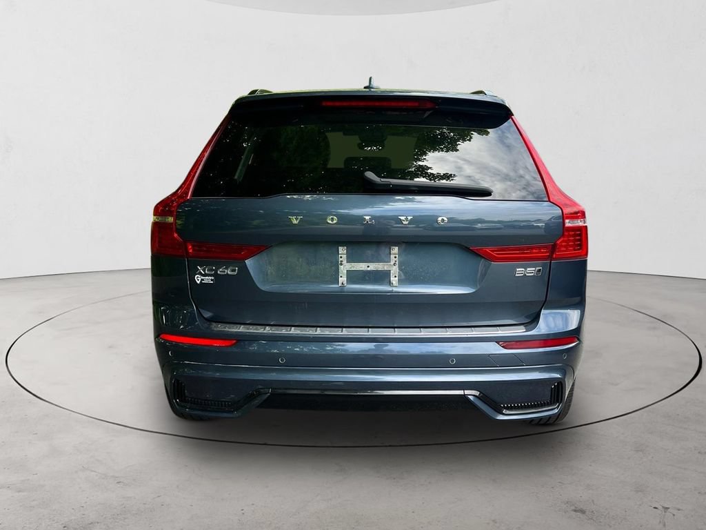 Certified 2023 Volvo XC60 B5 Plus w/ Climate Package AWD/4WD image 4