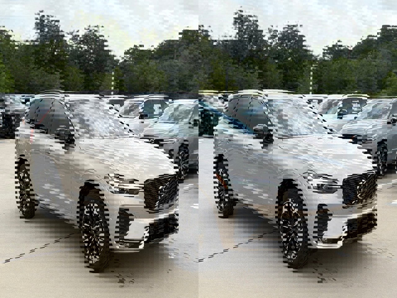 New 2026 Volvo XC60 B5 Plus w/ Protection Package Premier image 3