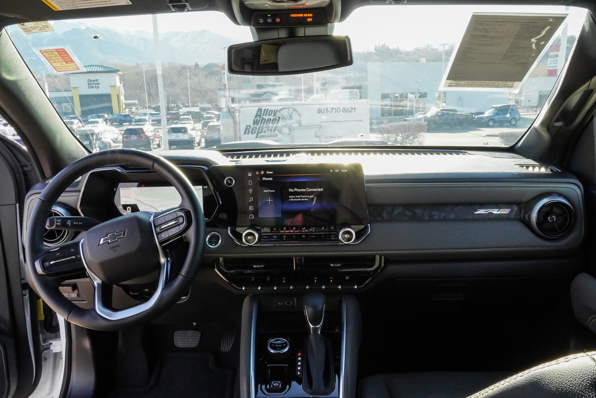 Used 2025 Chevrolet Colorado ZR2 w/ Technology Package image 31