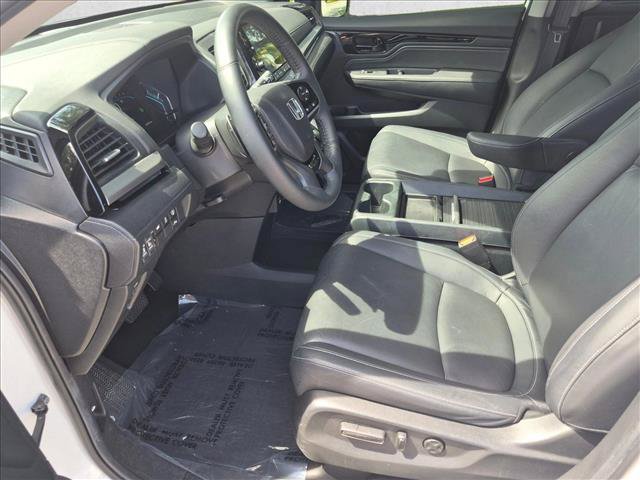 Used 2024 Honda Odyssey Touring image 17
