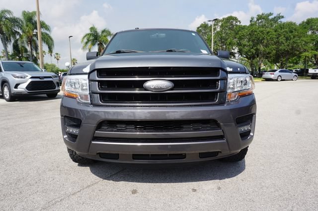 Used 2017 Ford Expedition EL XLT w/ Equipment Group 201A RWD image 27