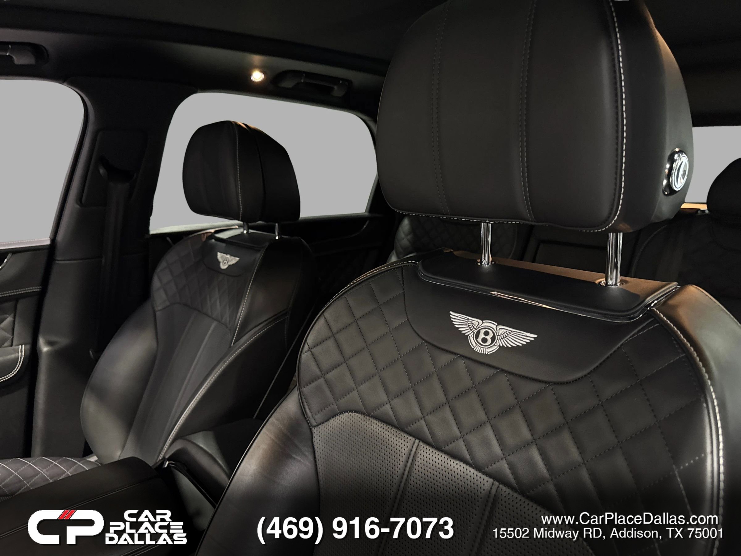 Used 2017 Bentley Bentayga AWD/4WD image 16