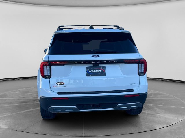 Used 2025 Ford Explorer Active w/ Active Comfort Package AWD/4WD image 4