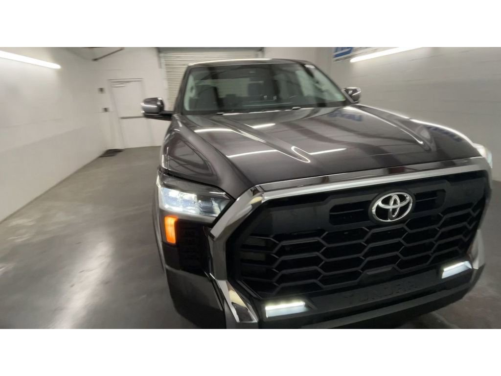 Used 2022 Toyota Tundra SR5 image 3