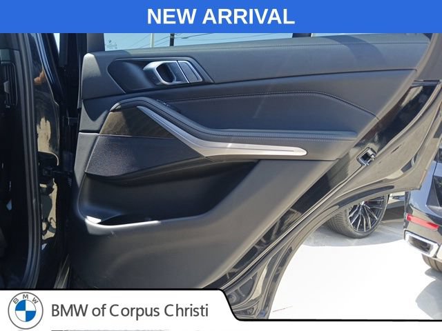 Used 2022 BMW X5 xDrive40i w/ Premium Package AWD/4WD image 11