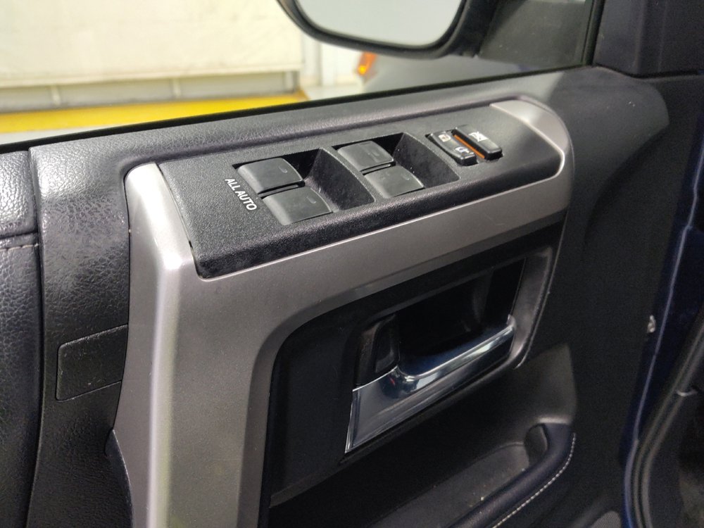 Used 2018 Toyota 4Runner SR5 Premium image 27