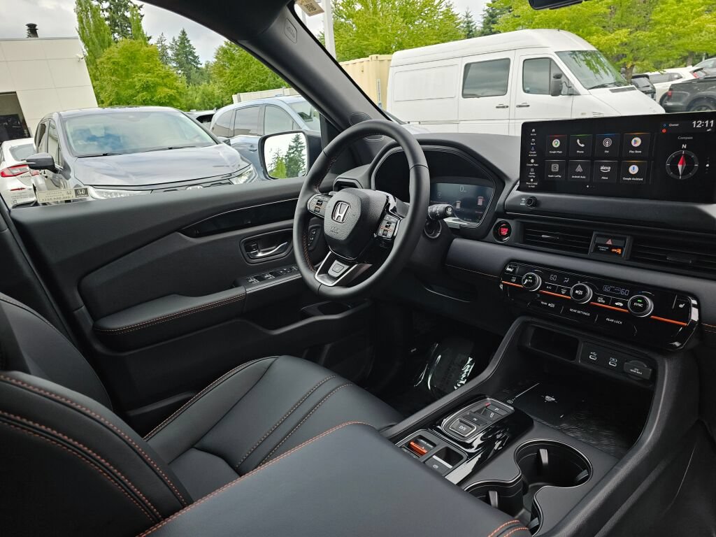New 2026 Honda Pilot TrailSport image 10