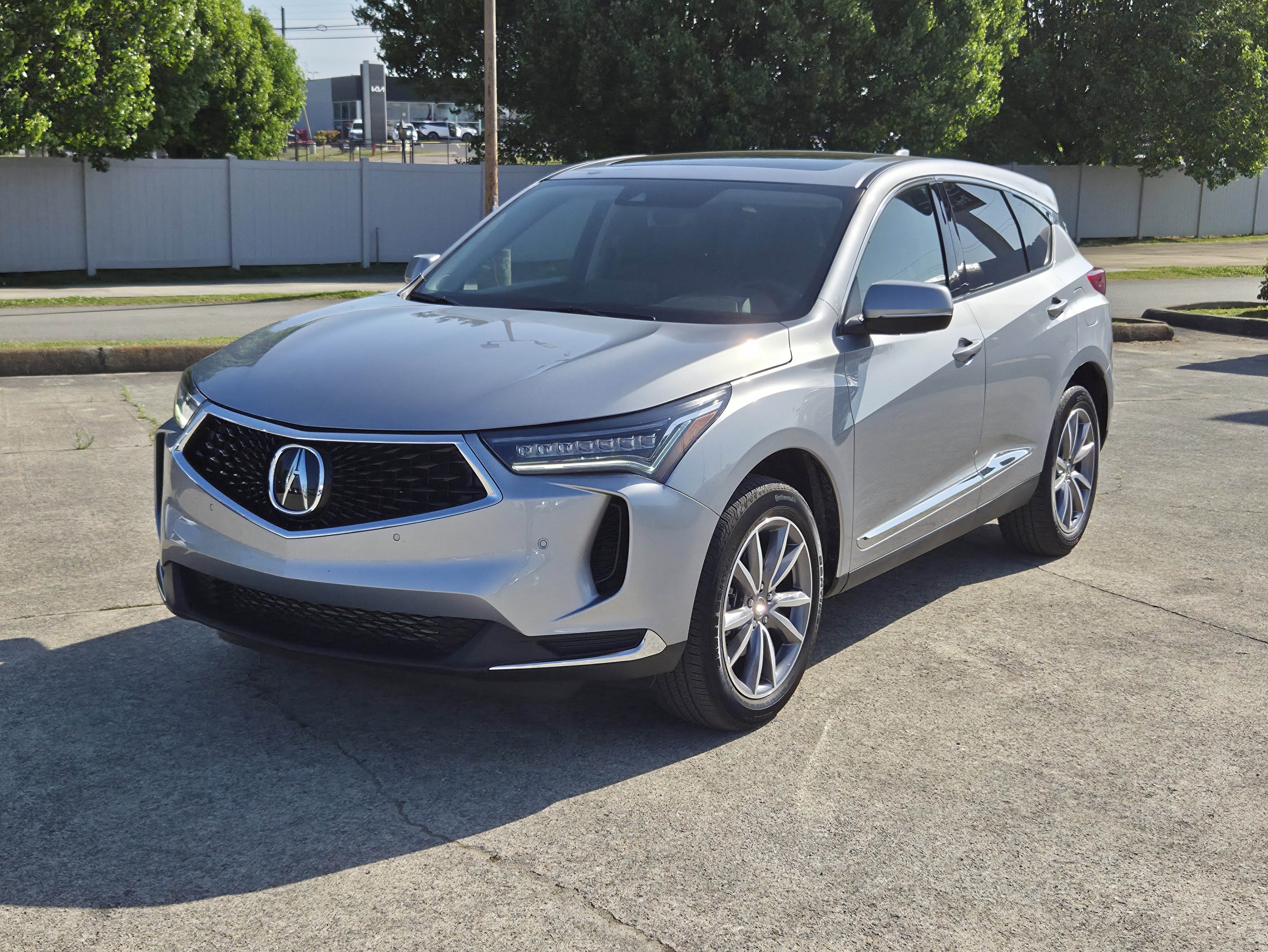 Certified 2023 Acura RDX FWD w/ Technology Package image 2
