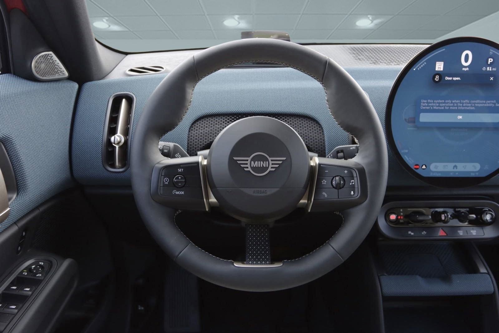 Used 2025 MINI Cooper Countryman S w/ Comfort Package Max image 15