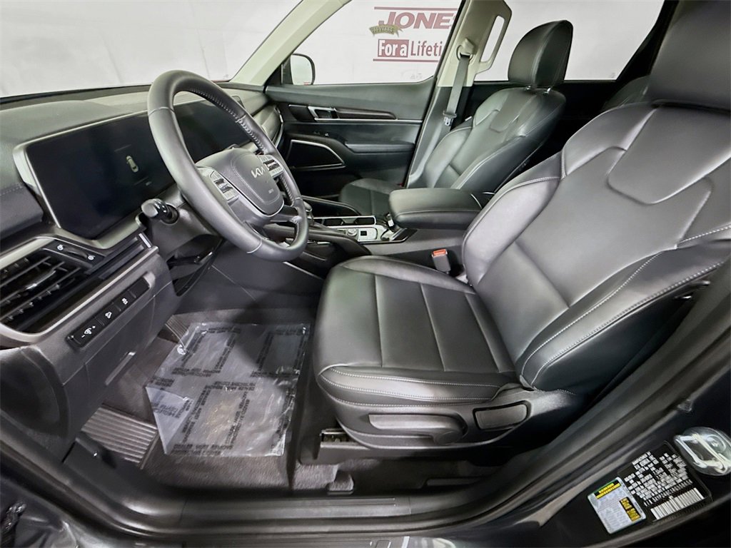 Used 2024 Kia Telluride LX image 26