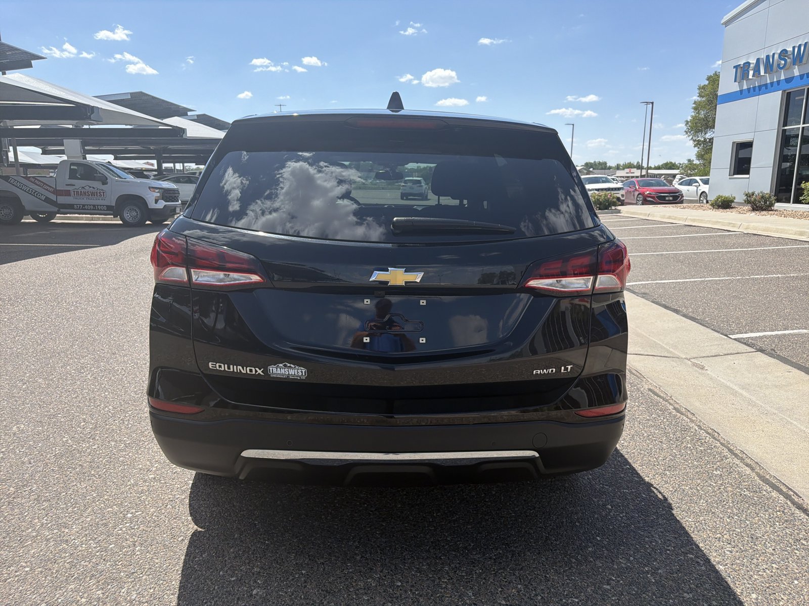 Used 2024 Chevrolet Equinox LT AWD/4WD image 4