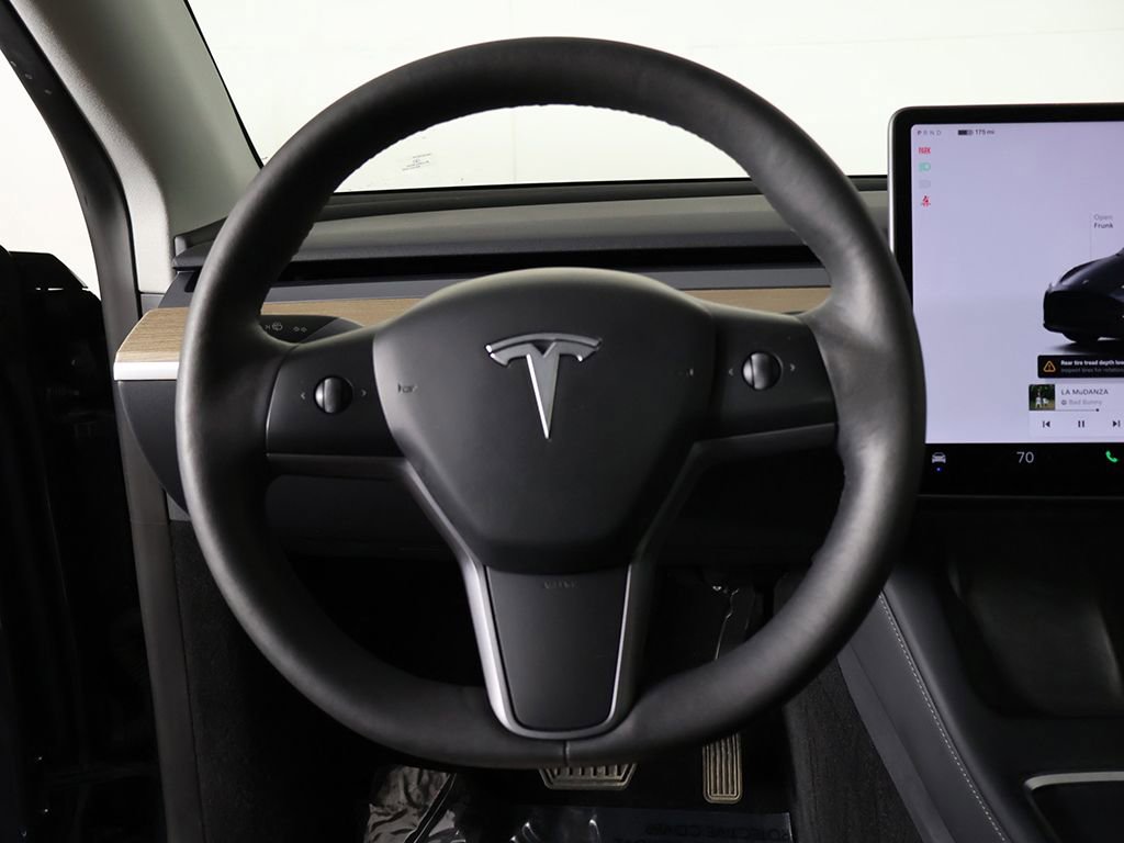 Used 2023 Tesla Model Y Long Range AWD/4WD image 37