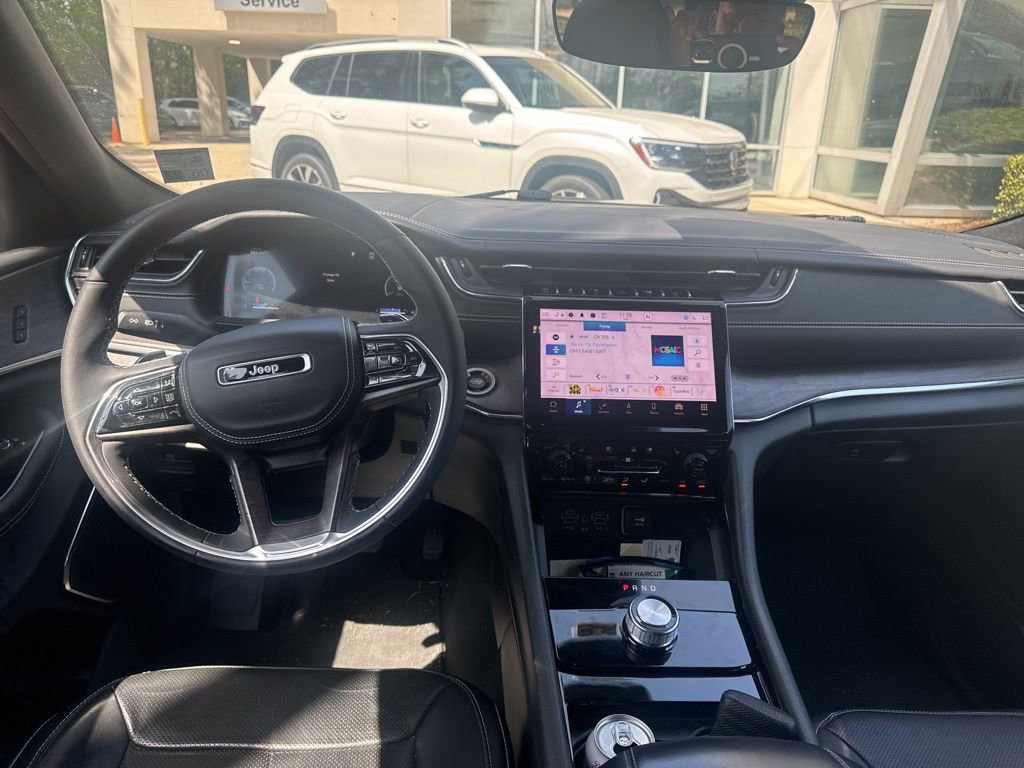 Used 2023 Jeep Grand Cherokee Overland image 21