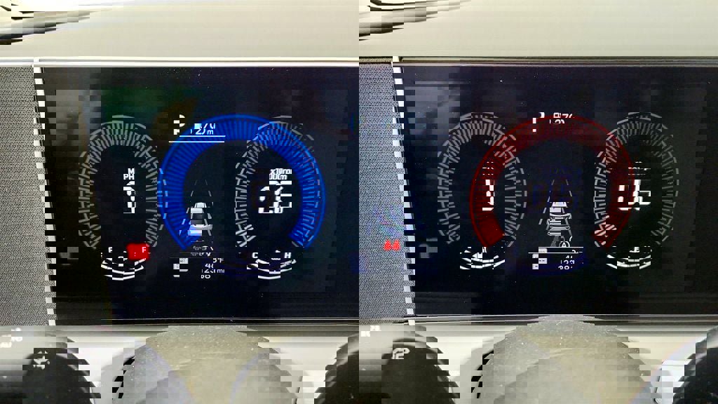 Used 2025 Hyundai Tucson SEL image 14