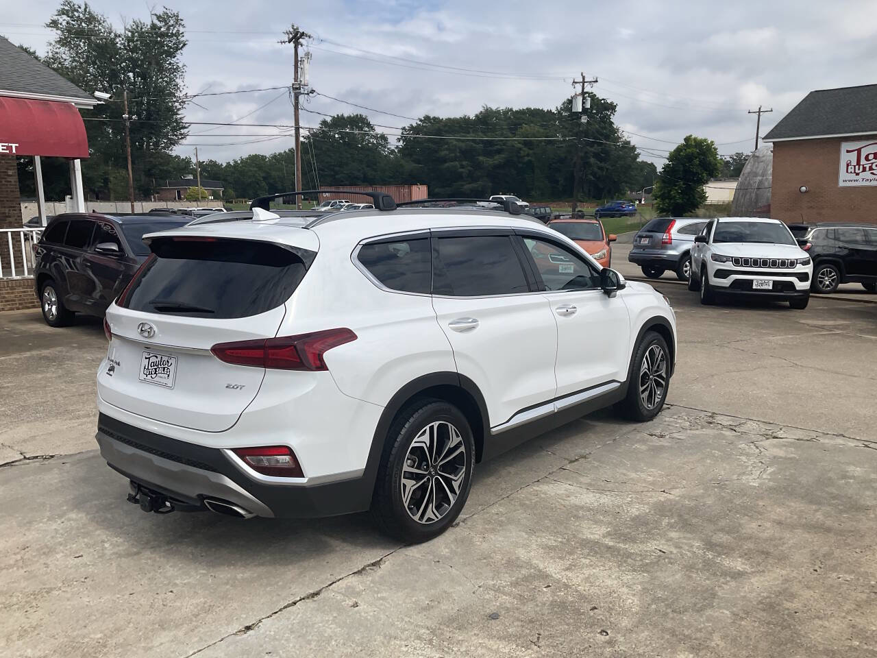 Used 2020 Hyundai Santa Fe SEL image 3