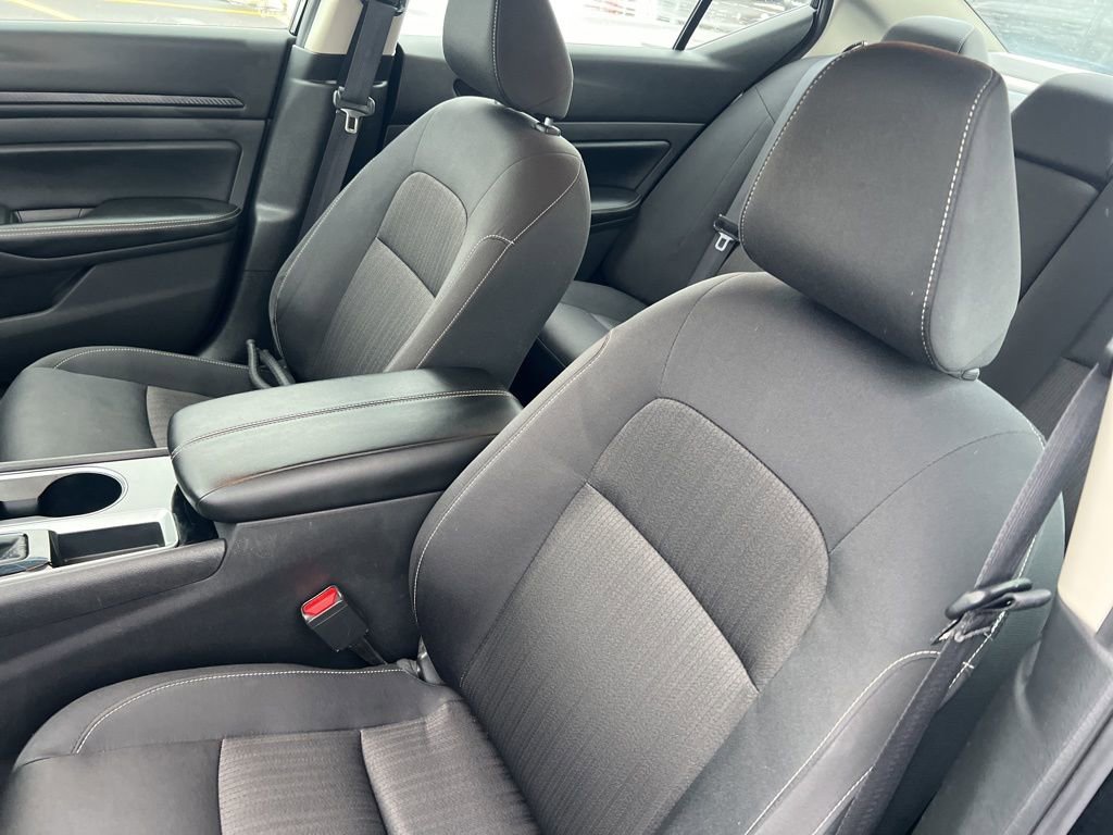 Certified 2024 Nissan Altima 2.5 SV image 5