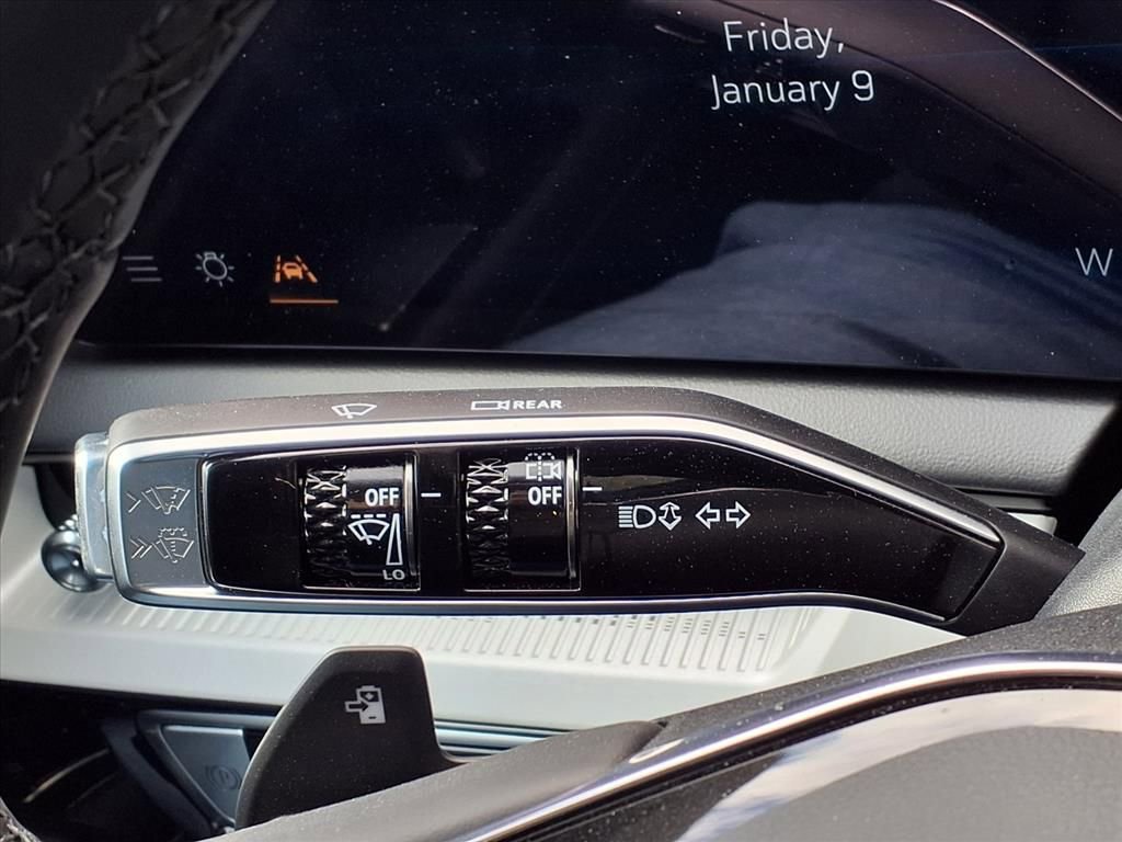 New 2026 Cadillac Optiq Sport 1 w/ LPO, Floor Liner Package image 19