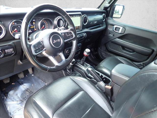 Used 2022 Jeep Wrangler Unlimited Sahara AWD/4WD image 10