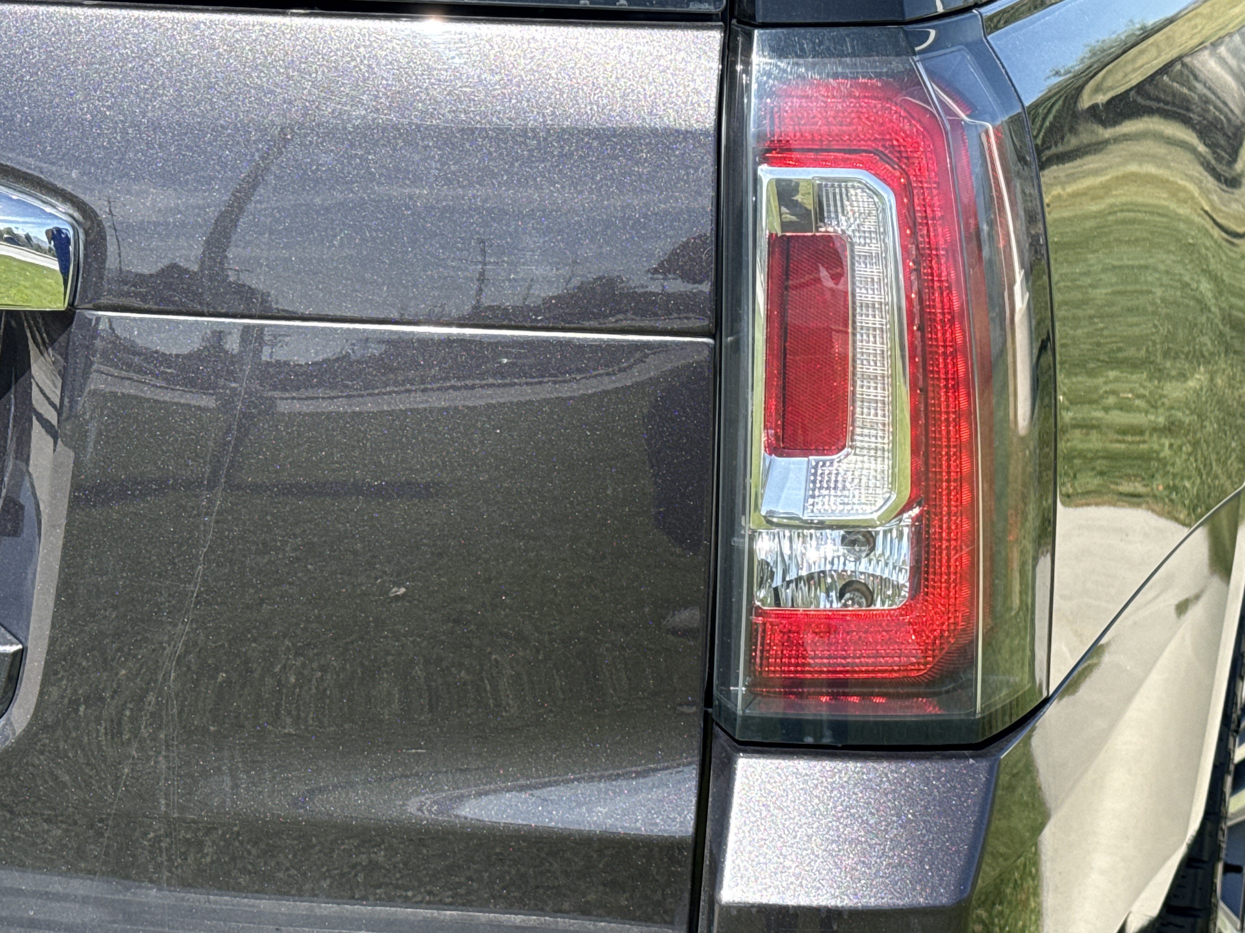Used 2018 GMC Yukon XL Denali w/ Denali Ultimate Package AWD/4WD image 11