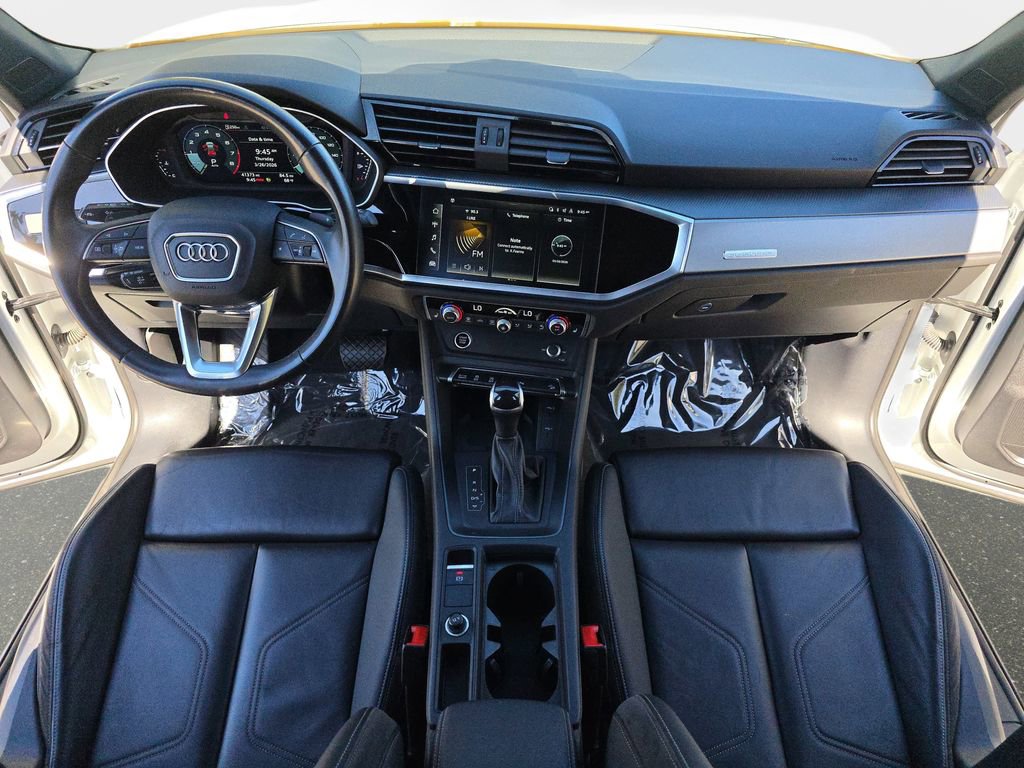 Certified 2023 Audi Q3 2.0T Premium Plus w/ Premium Plus Package AWD/4WD image 10