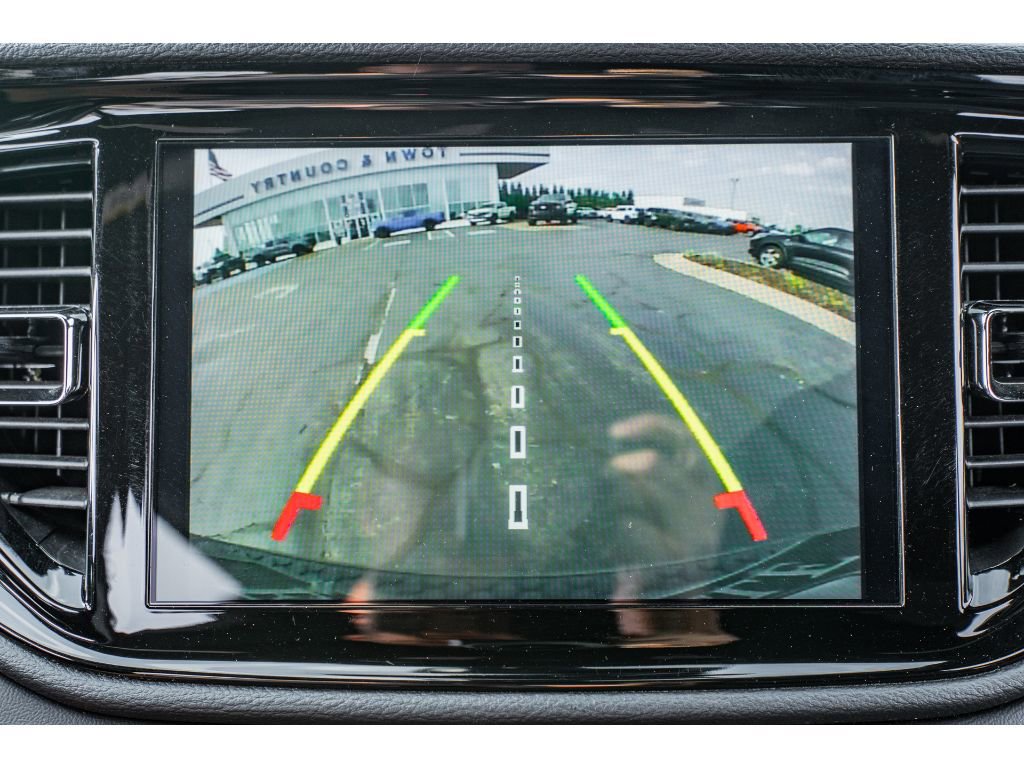Used 2024 Dodge Durango GT AWD/4WD image 16