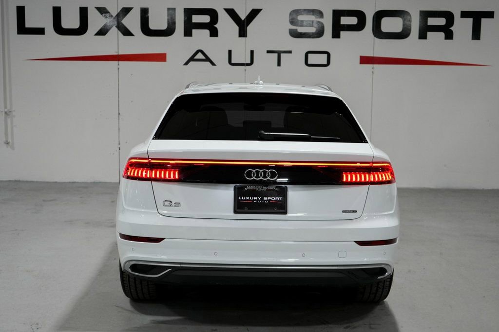 Used 2023 Audi Q8 Premium image 4