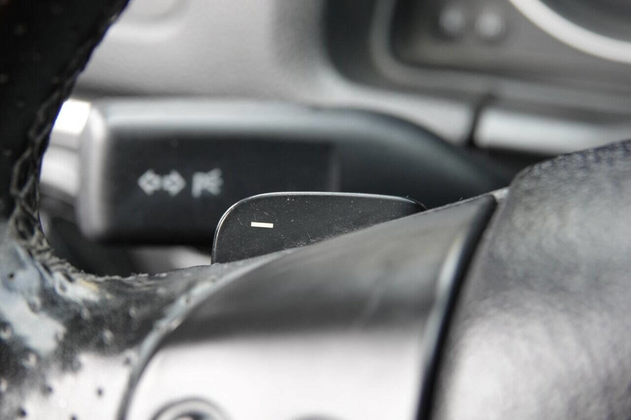 Used 2007 Volkswagen GTI 4-Door image 81