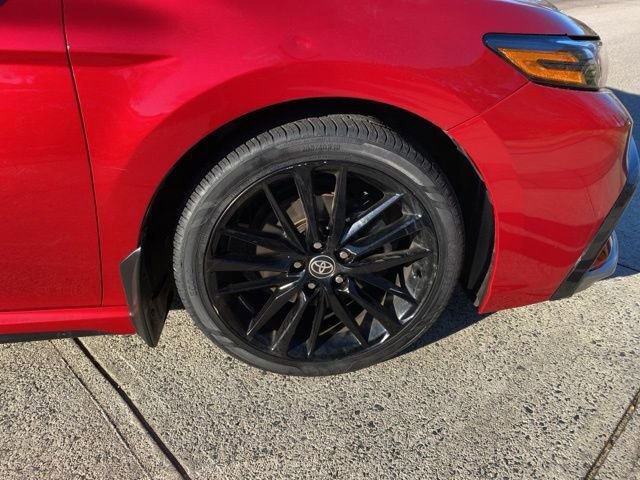 Used 2023 Toyota Camry XSE image 12