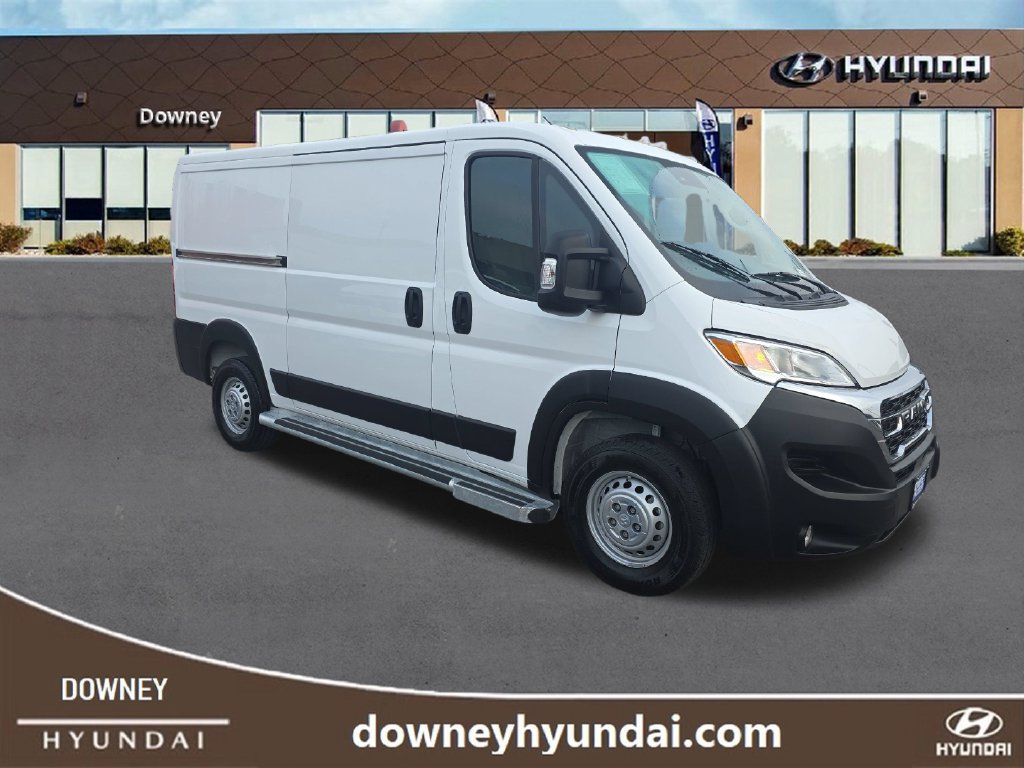 Used 2025 RAM ProMaster 2500 w/ U-Haul Equipment Group FWD image 7
