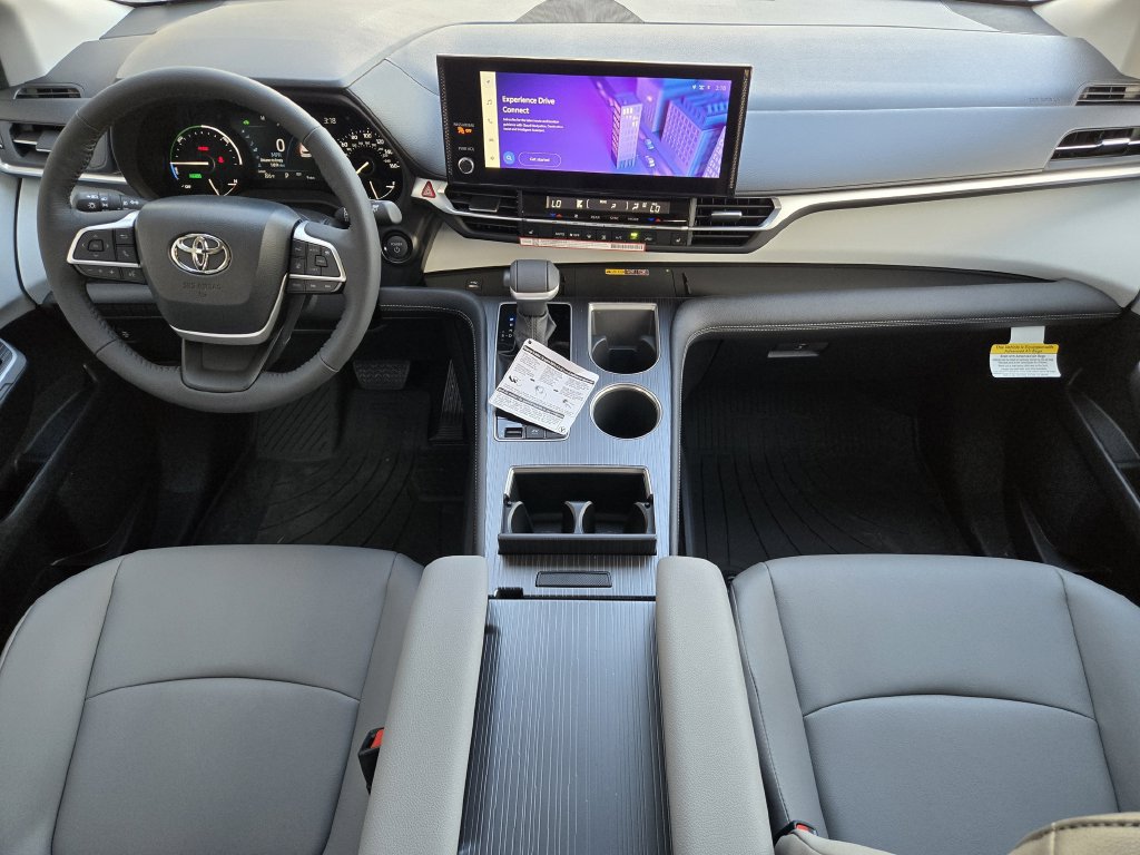 New 2026 Toyota Sienna XLE FWD image 24