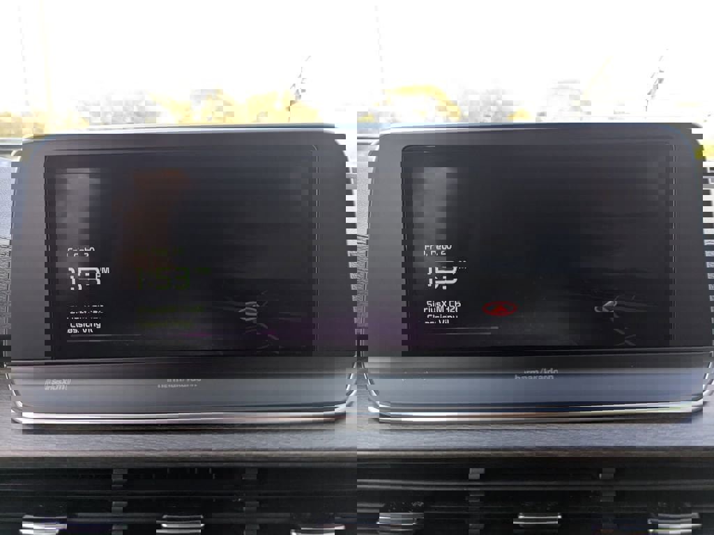 Certified 2022 Kia Telluride SX w/ Towing Package image 20