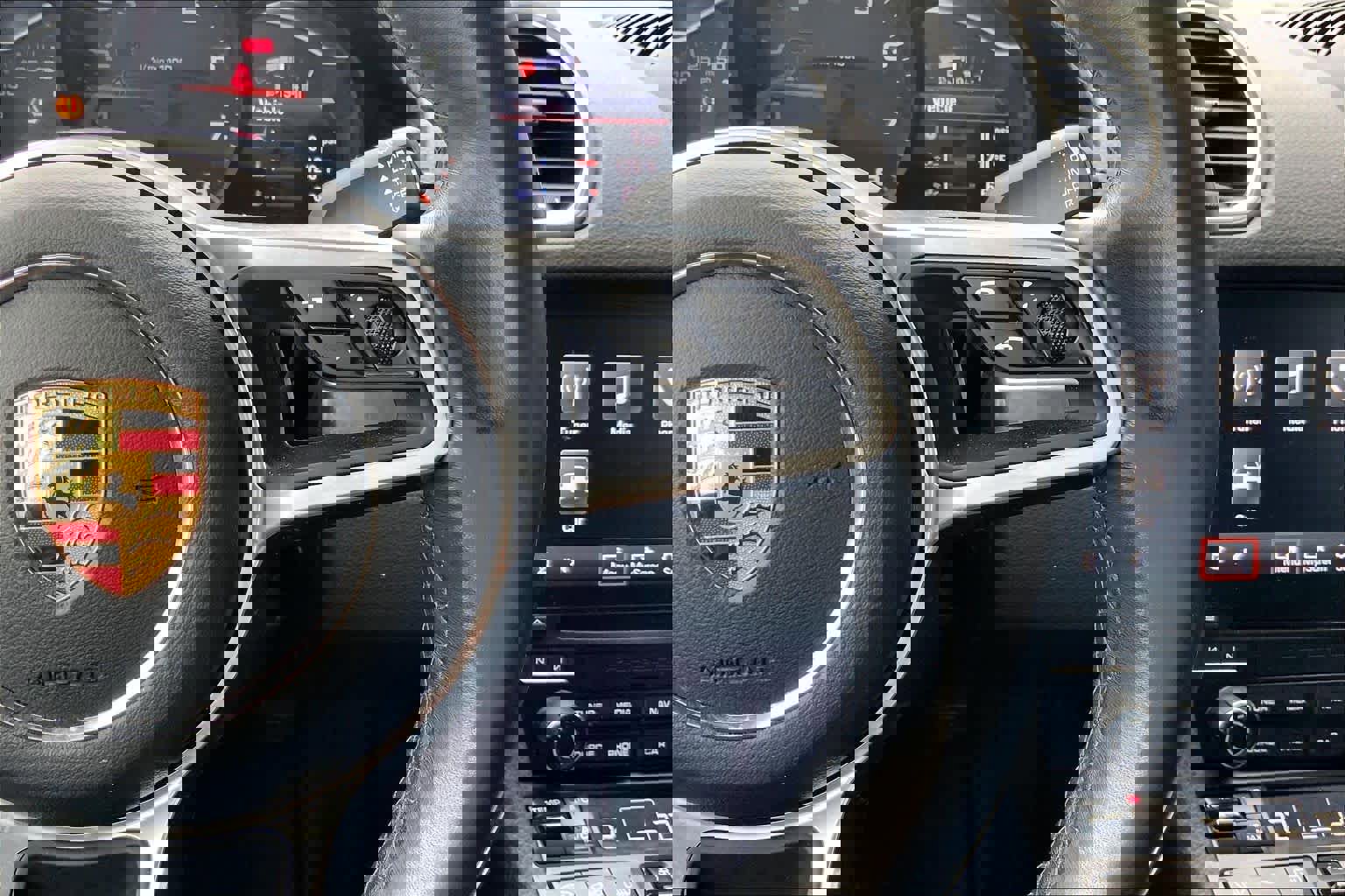 Used 2022 Porsche 718 Boxster image 17