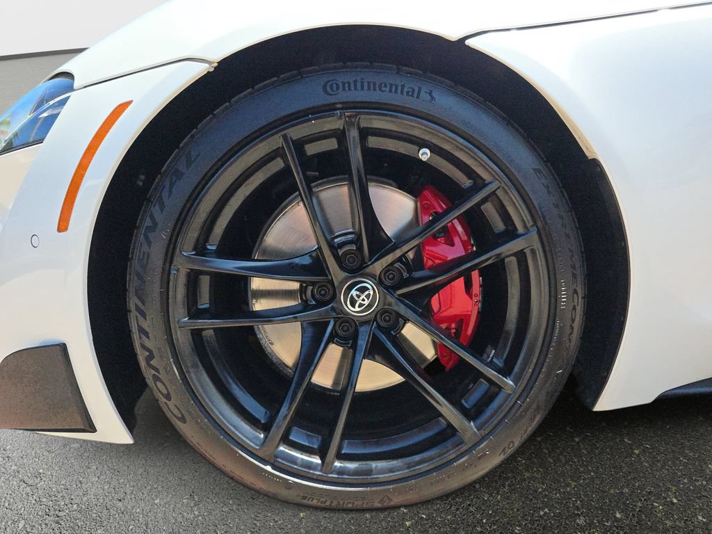 Used 2020 Toyota Supra Launch Edition w/ Driver Assist Package RWD image 34