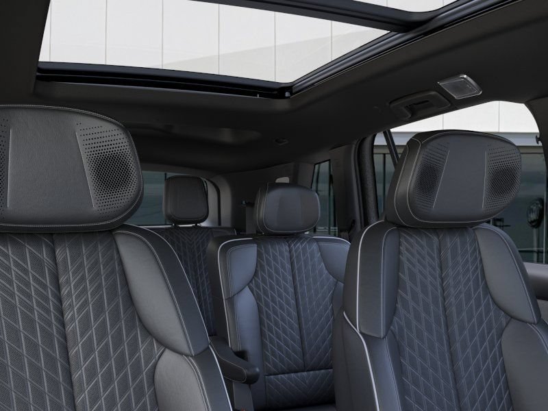New 2027 Cadillac Vistiq Premium Luxury AWD/4WD image 24