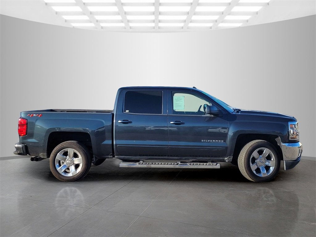 Used 2018 Chevrolet Silverado 1500 LT w/ LT Eassist Package image 3
