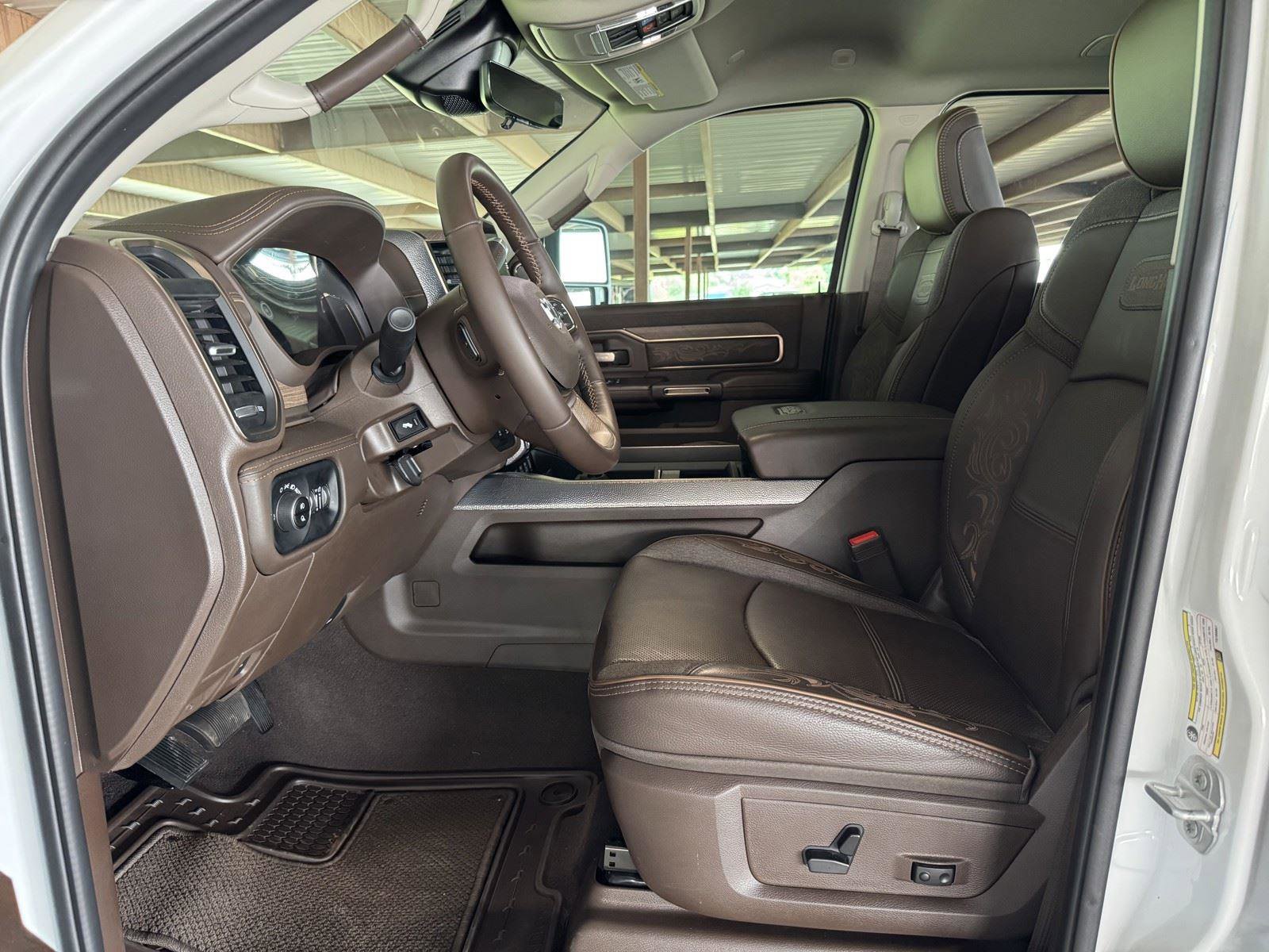 Used 2026 RAM 3500 Longhorn AWD/4WD image 30